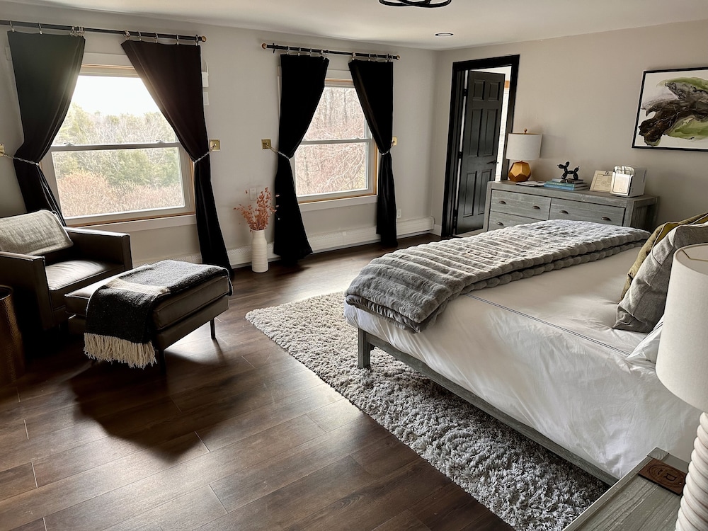 Brattleboro Vacations - The Brattleboro - Property Image 1