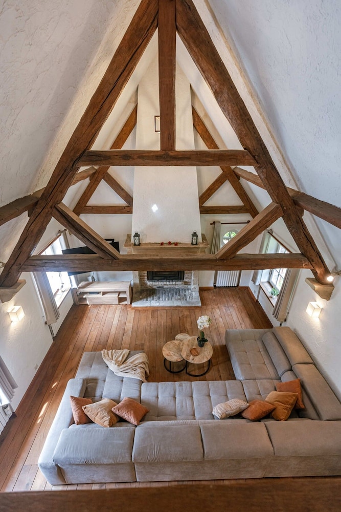 Authentic Villa Amore Located Near Bruges