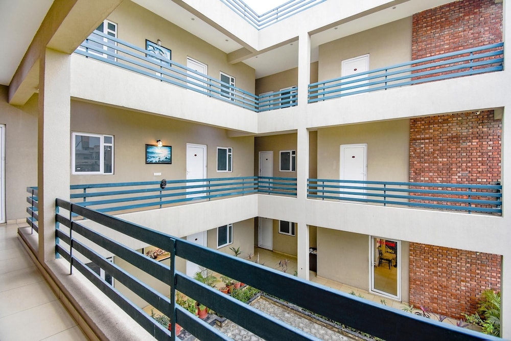 Fabhotel G-5 Villa view 5