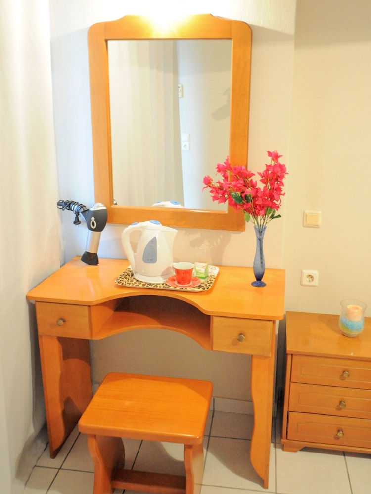 Greta Apartments