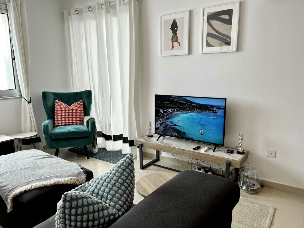 60 KAP - Stay Chromata Lagoon Apartment