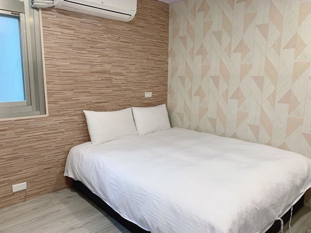 Jiaoxi Hot Springs Hotel