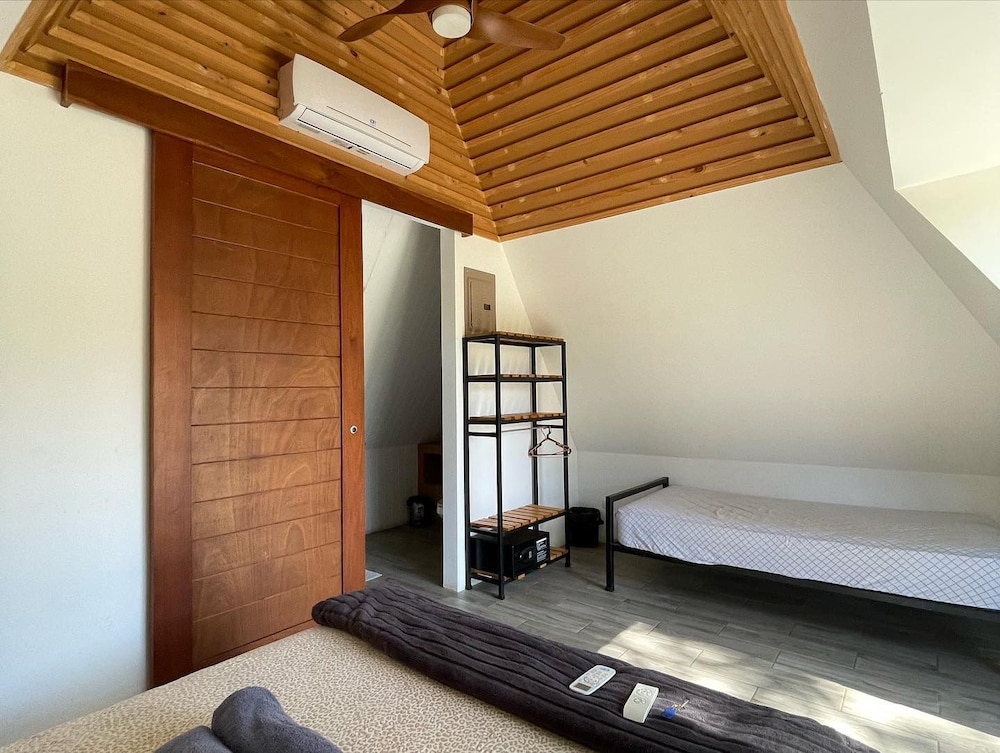 Pyramid Lodge Tamarindo Ramses view 2
