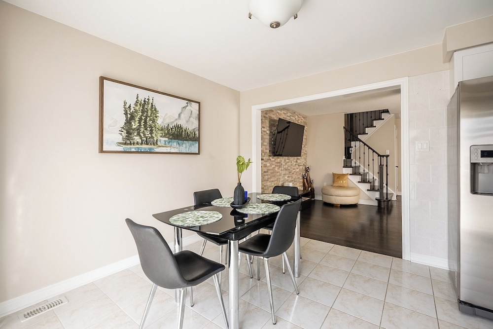 GLOBALSTAY Modern 3BR house in Newmarket