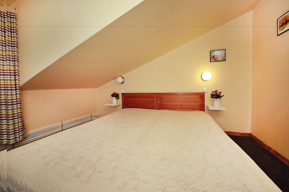 Sleep In BnB