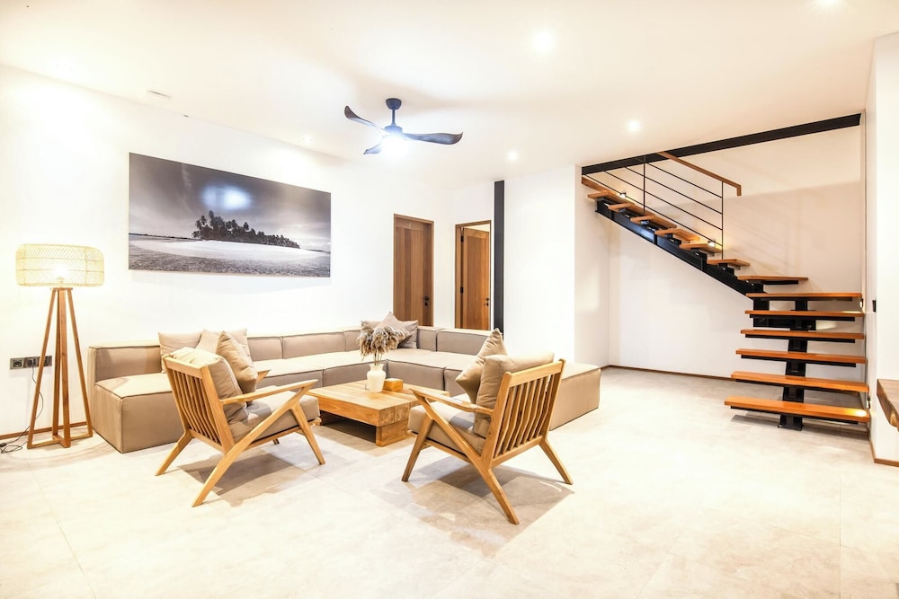 Photo 51