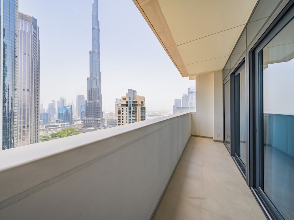 Act One - Act Two - Downtown - Emaar