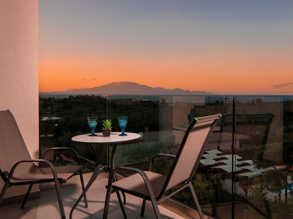 Vatia Villas
