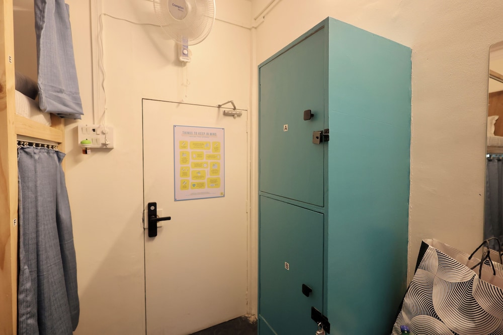 Locomo Hostel Mini - 9 mins from airport