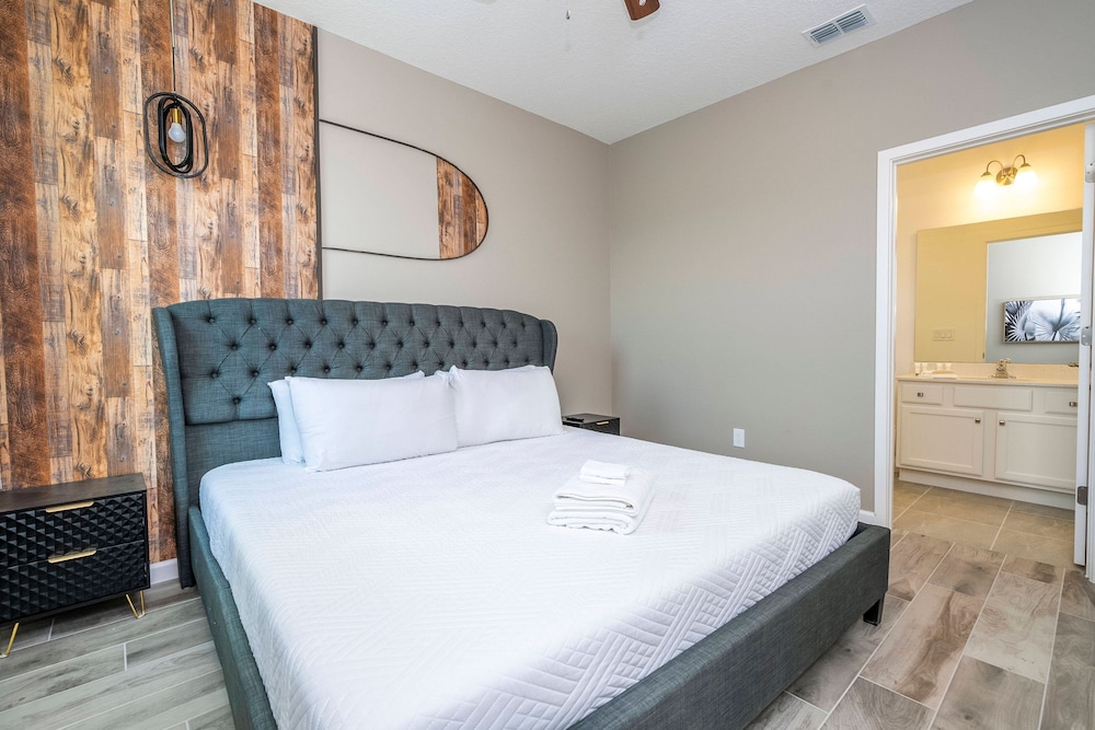 Stunning Masterpiece 15 Ensuites