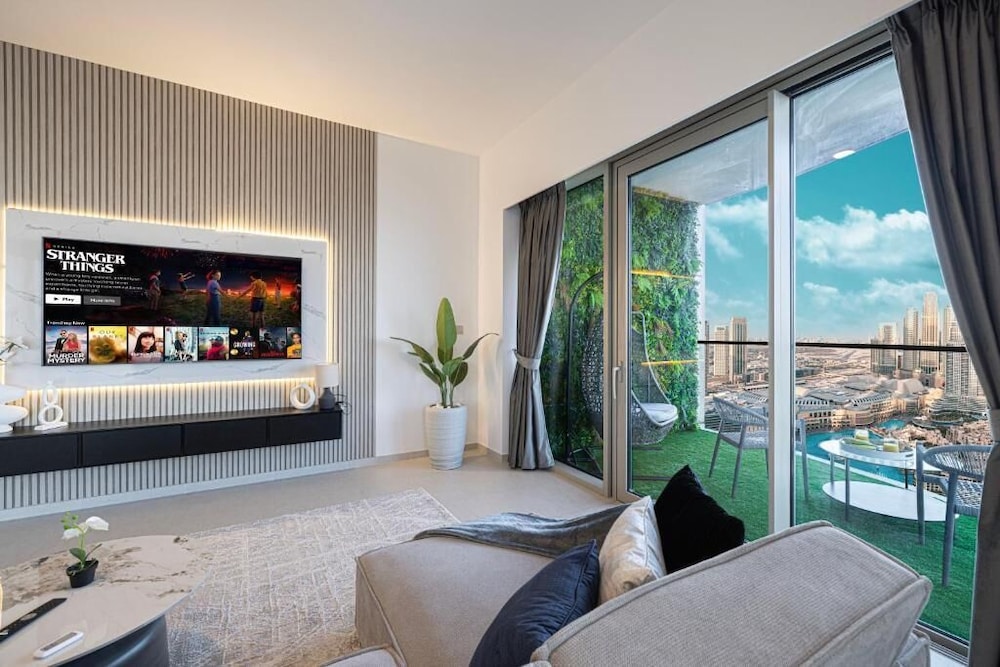Roomszy Grande Residences Downtown Dubai