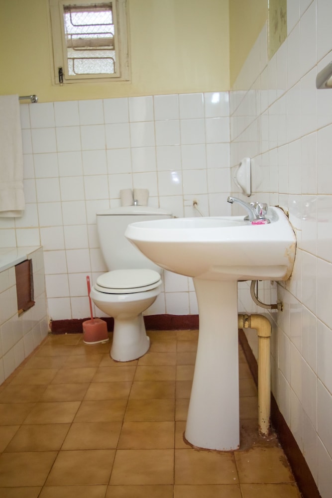Emirina Travel Hotel