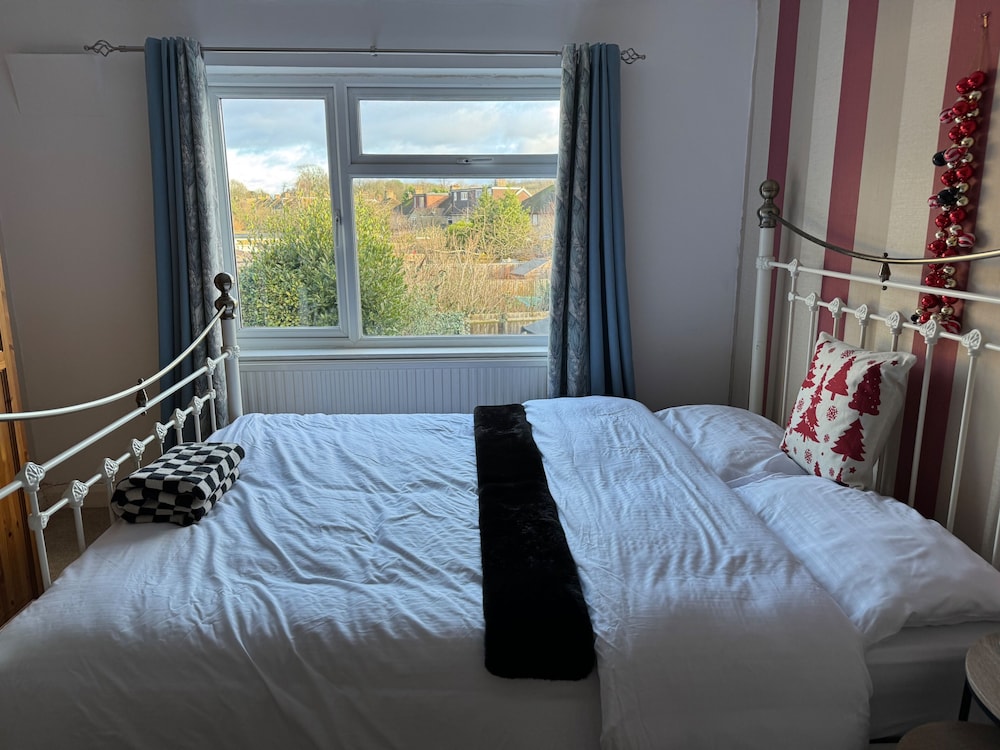 Oxford - Villa - Sleeps 8 - Garden - Parking