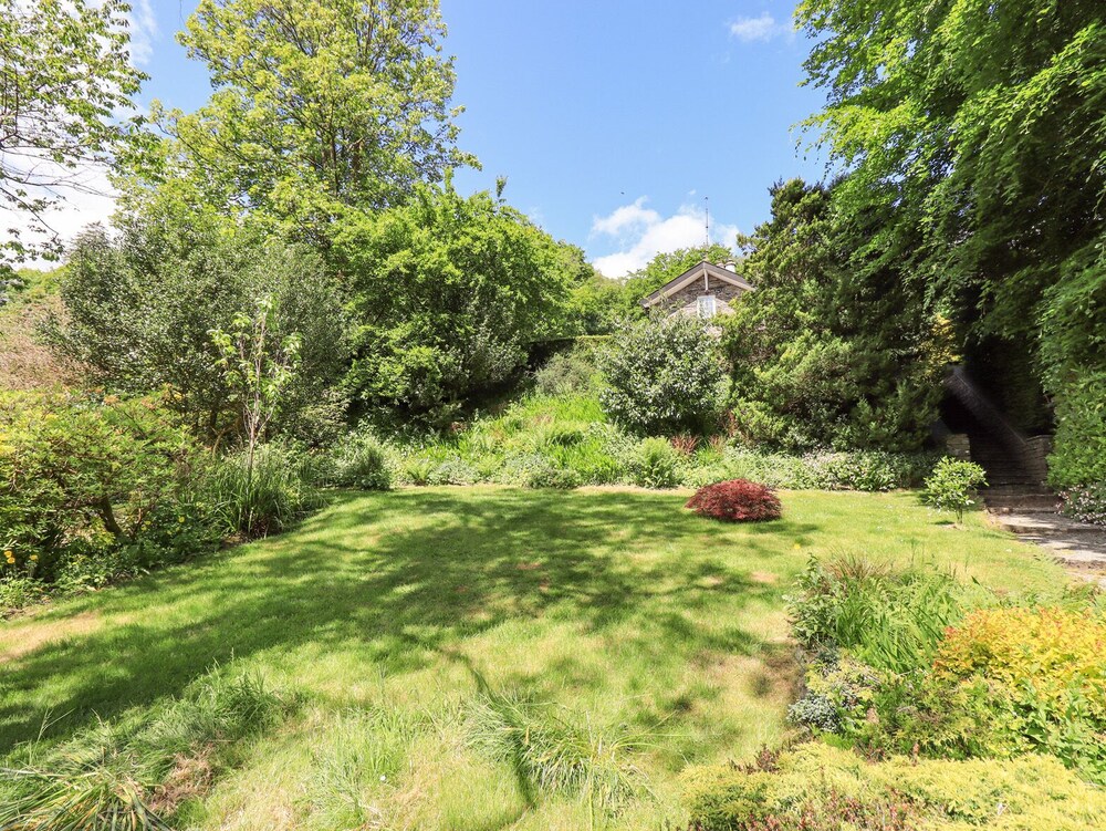 Courtyard Cottage