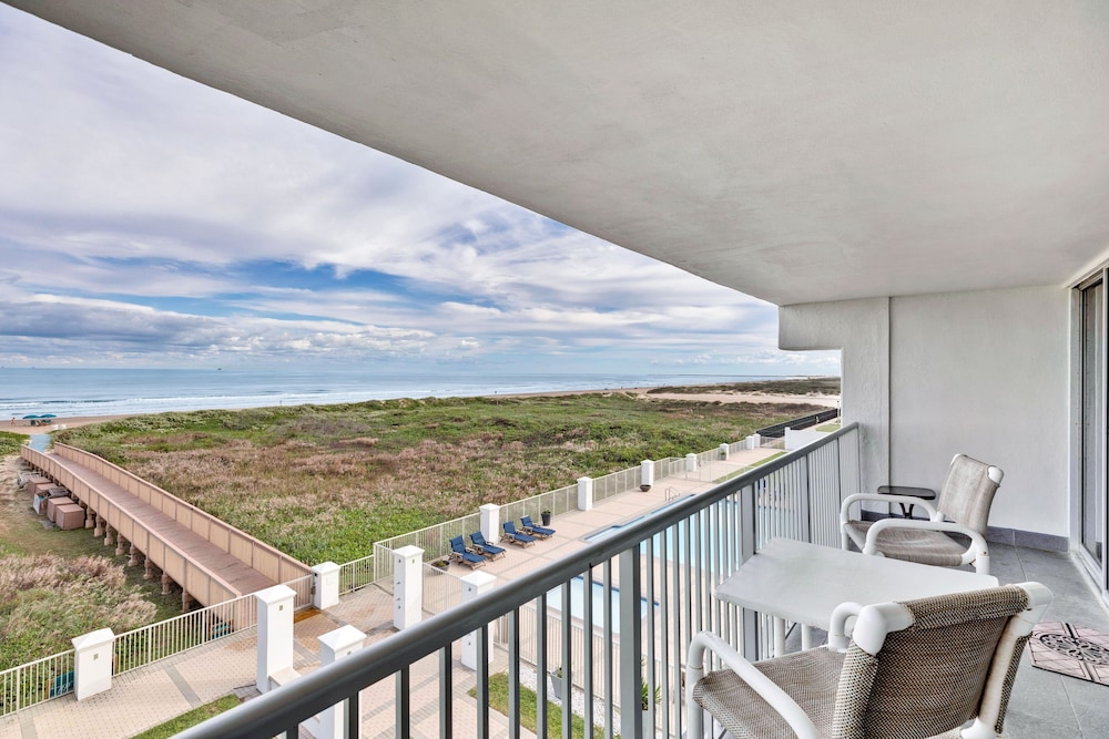 Breakers Unit #307 2 Bedroom Condo by RedAwning