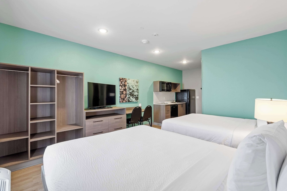 ECHO Suites Extended Stay by Wyndham Dallas Plano/Richardson