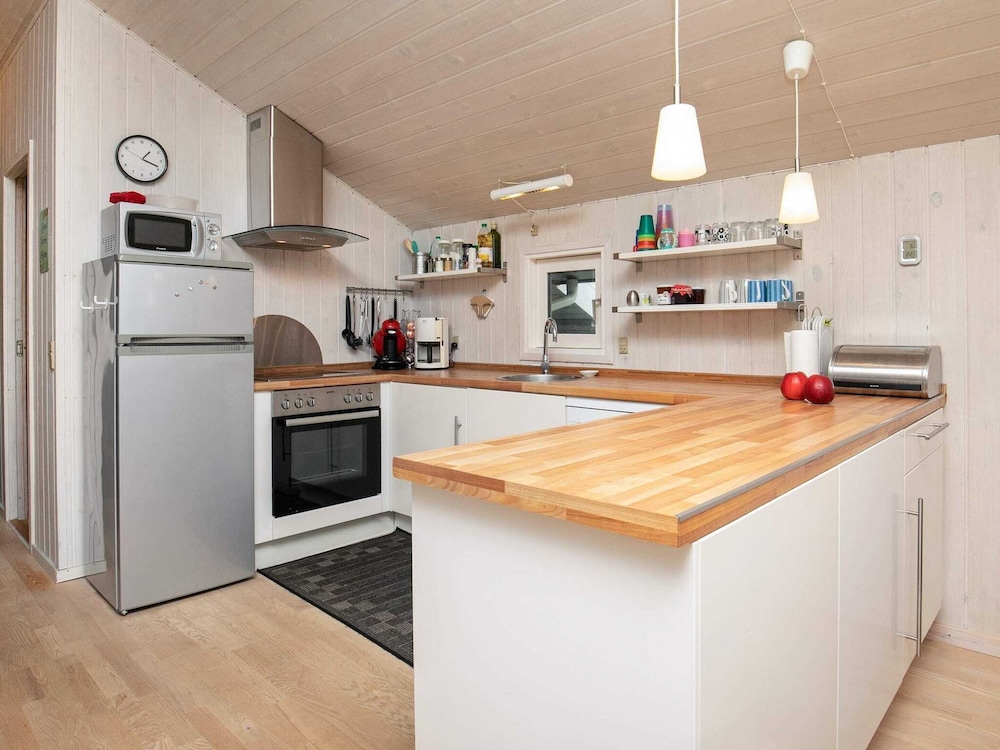 6 Person Holiday Home in Lokken view 3