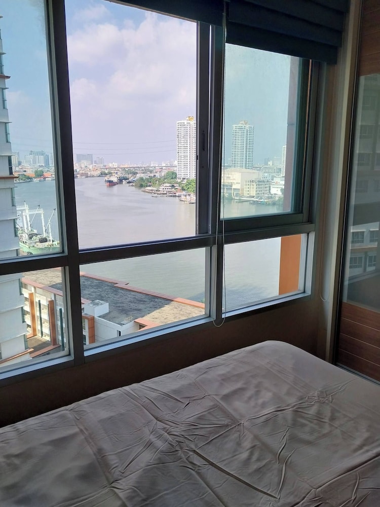 Riverview Condo Near Icon Siam Hi Speed Internet