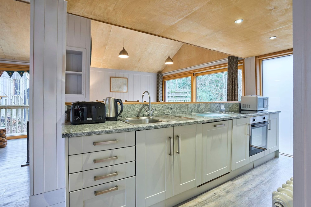 Host Stay Gwyle in Wareham
