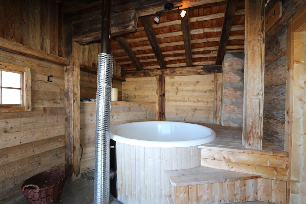Chalet in Wildkogel With Ski-in/ski-out