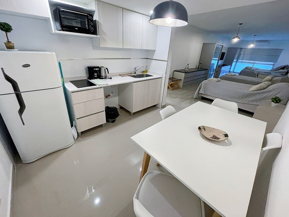 Ayres Suites Moreno