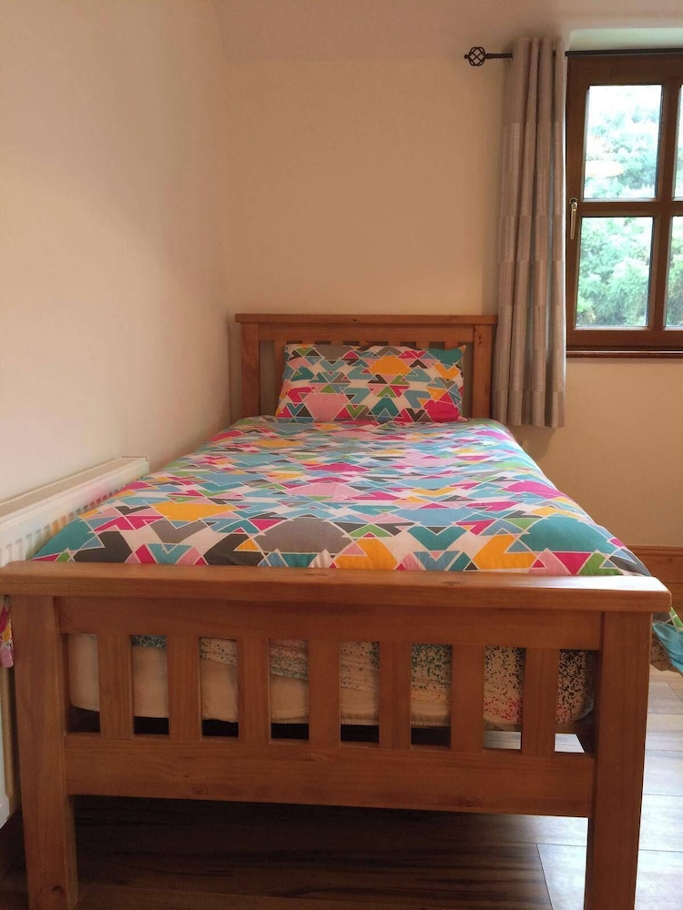 Dingle Holiday Haven - Comfortable 3 Bedroom House