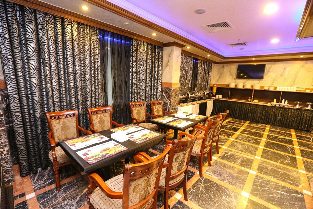 JARZEZ HOTEL APARTMENTS