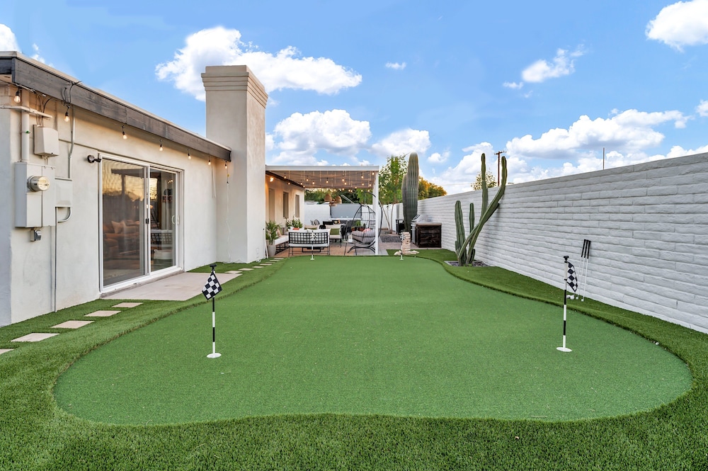 Beatrice Mini-resort Scottsdale