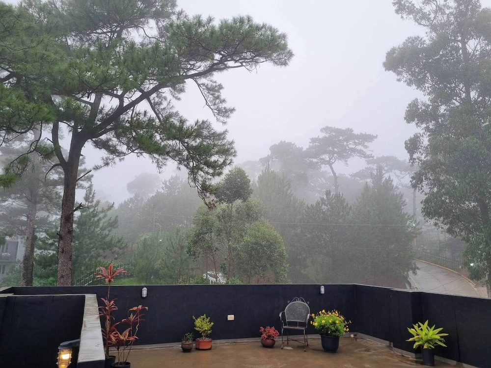Baguio Hillhouse, Ask About Free Stay for Kids