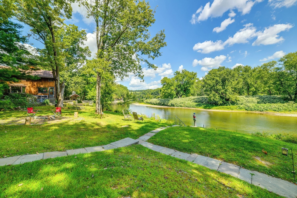 Susquehanna River Cabin: Hike, Hunt & Fish!
