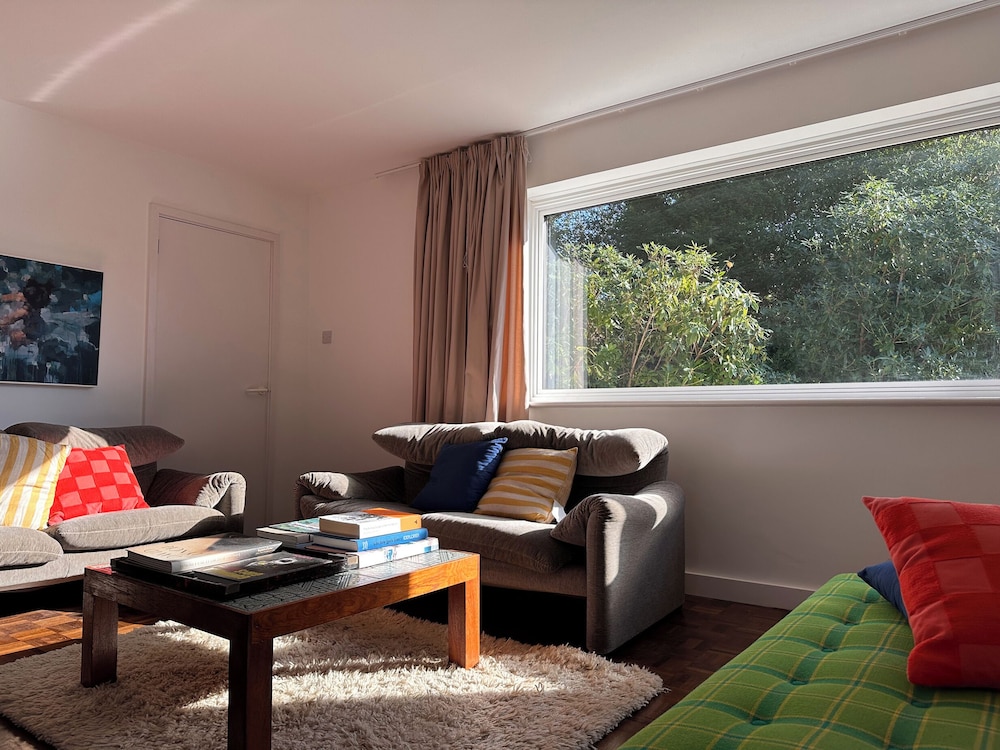 Mid-century Modern