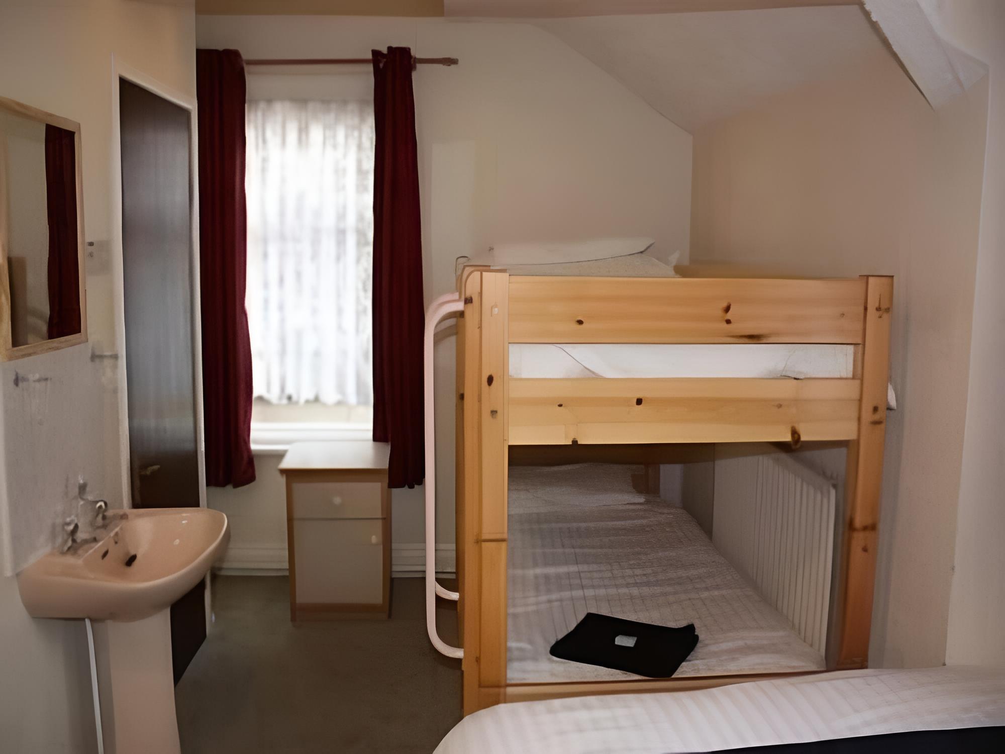 New Osborne Hotel