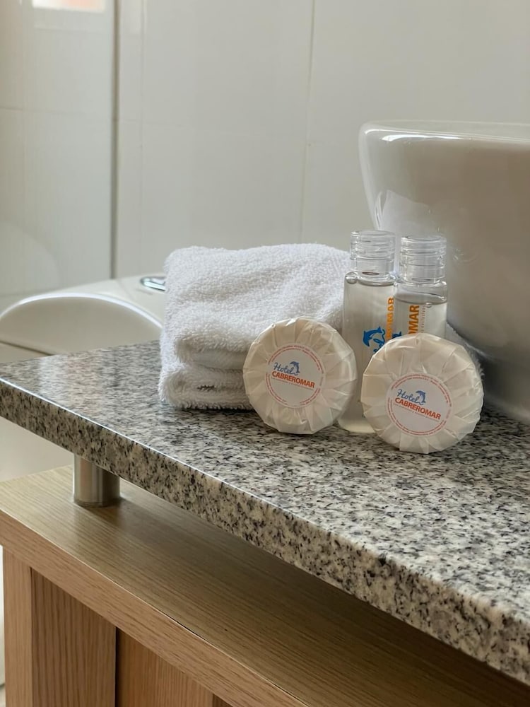 Hotel Cabrero Mar - Property Image 2