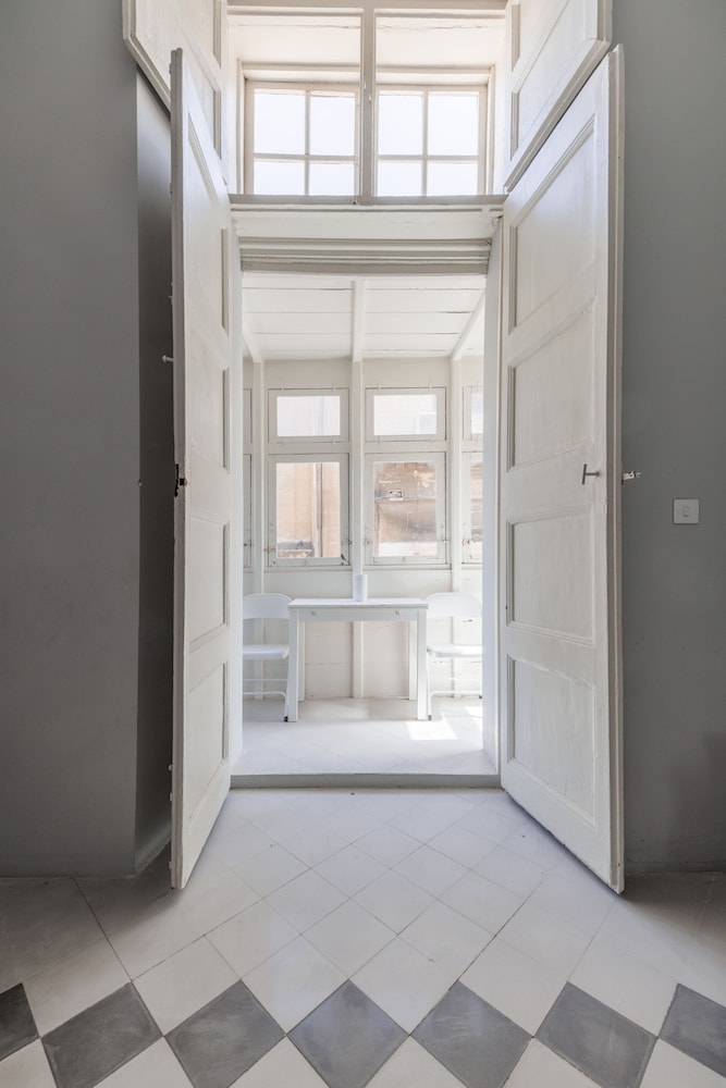 Charming Spacious 3BR Apartment