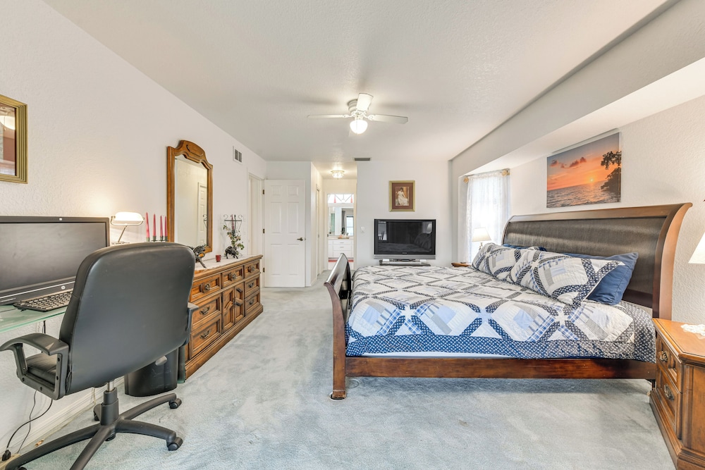 Sunroom & Dock! Canal-front Home in Port Charlotte