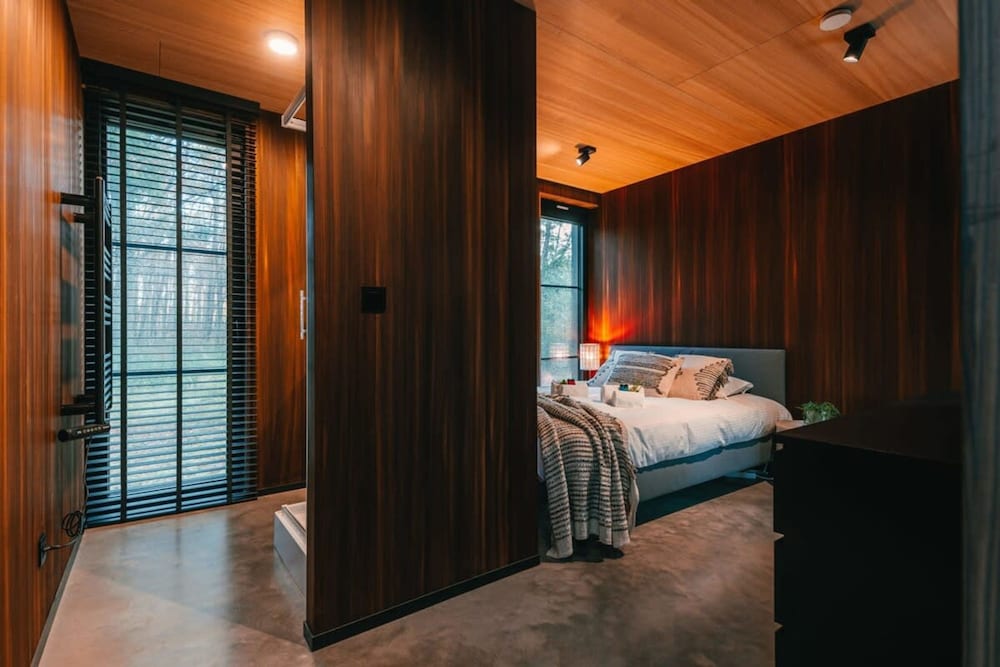 Cabin in the Woods With hot tub