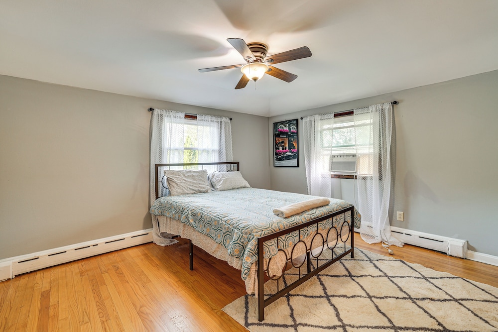 2 Mi to Town: Home w/ Patio & Yard in Waterbury!