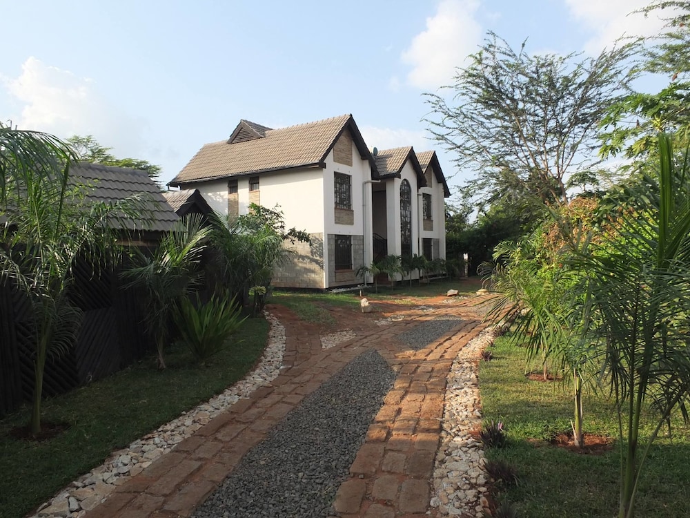 Afrika Lodges - Voi