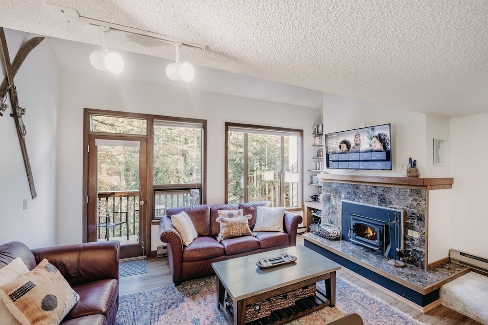Glacier Mt Baker Lodging
