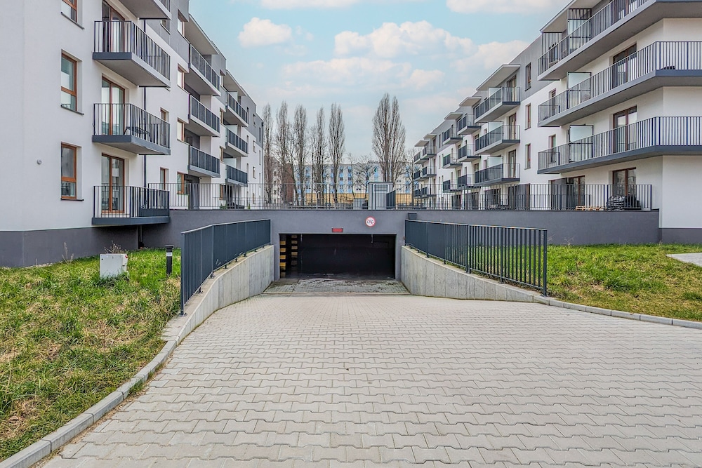 Okrzei Apartment Gdynia by Renters view 4
