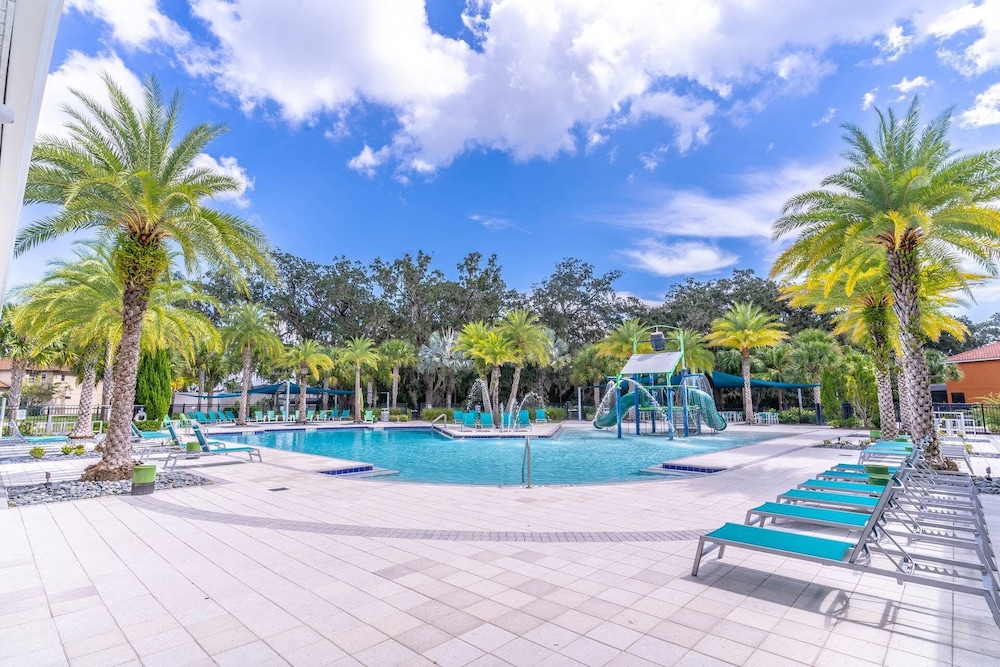 2614 Veranda Palms