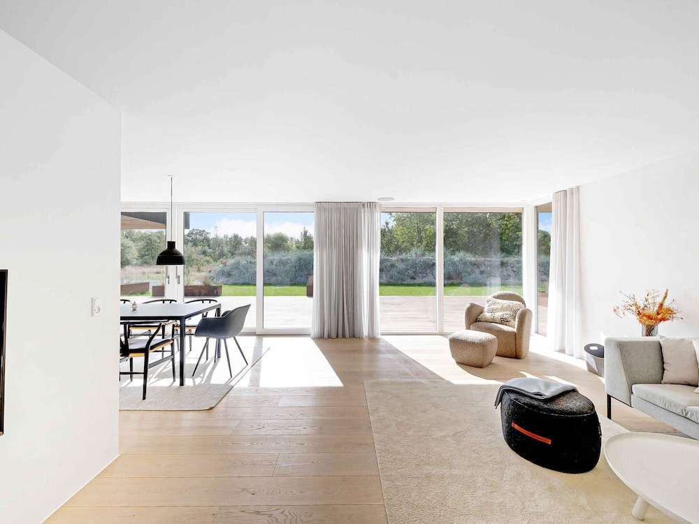 5 Star Holiday Home in Aakirkeby