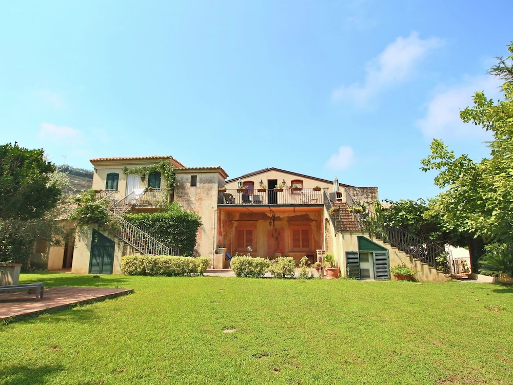 Mansion in Parghelia Near Coast of the Gods photo 1
