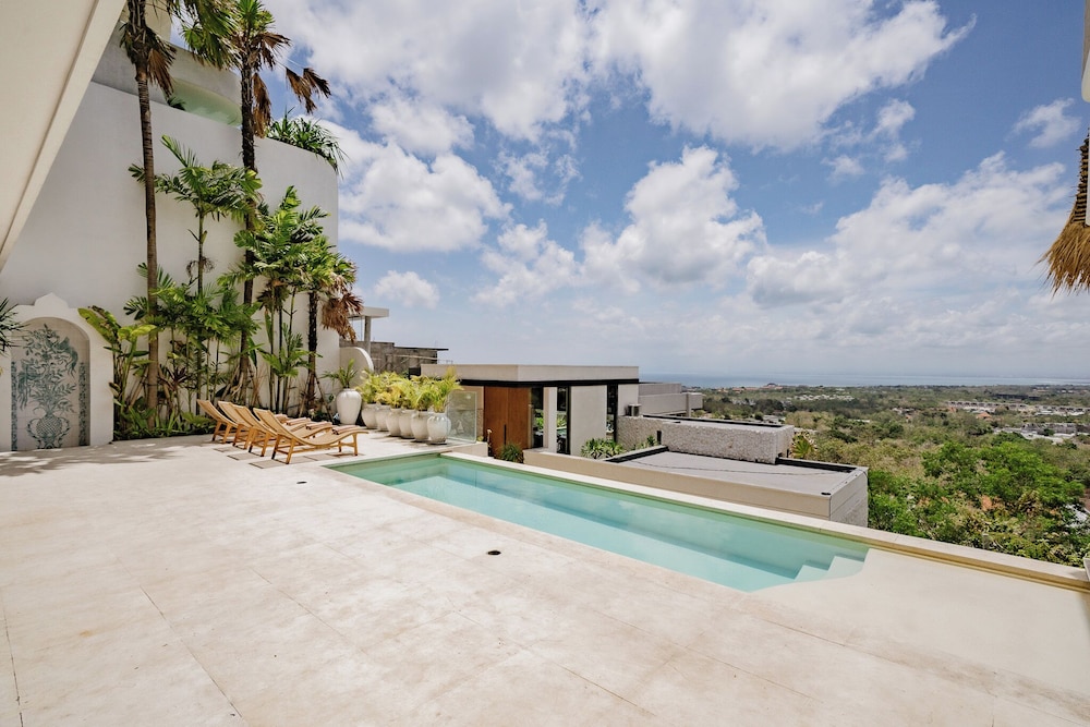 La Concha Villa and Studio Bingin