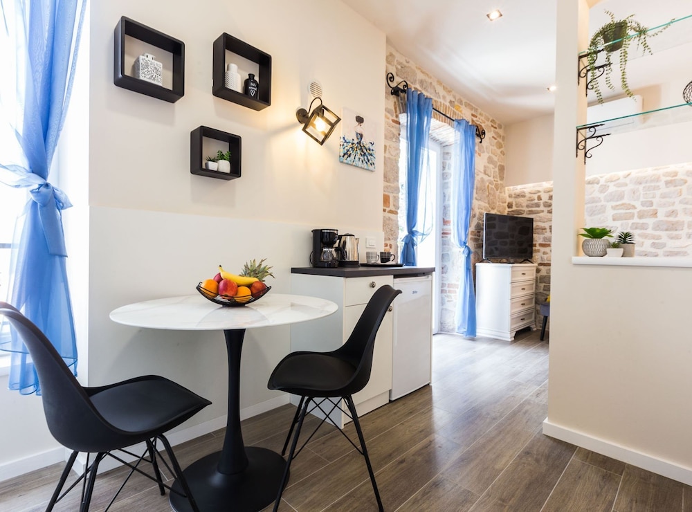 Authentic Stay in the Heart of Zadars Old Town