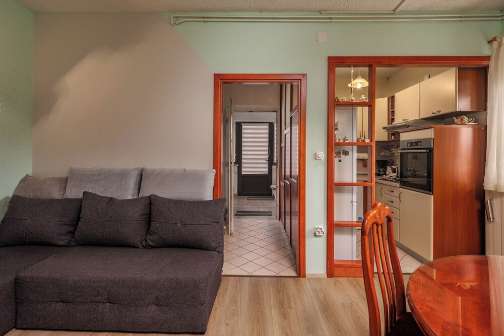 Countryside Apartments Labin