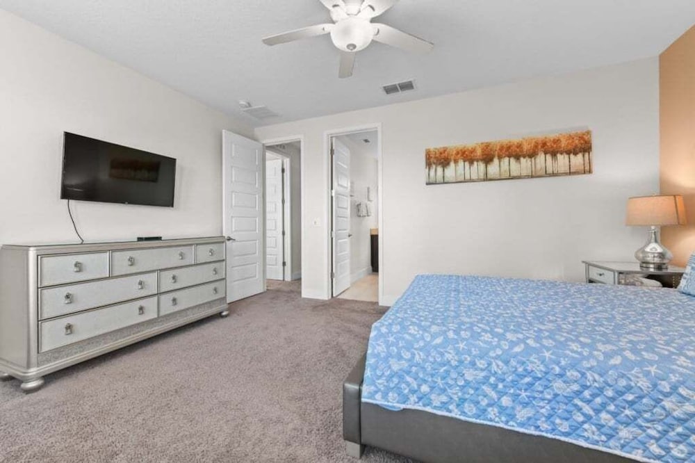 Elegant 8br Retreat W/ Private Pool, Spa & Family-friendly Comfort 8 Bedroom Villa