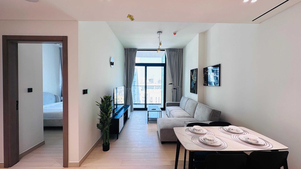 OYO HOME 1457 Premium 1bed Apartment In