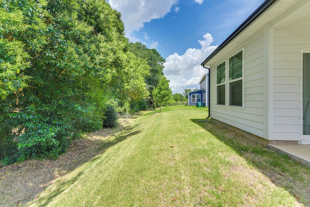 2 Mi to Historic Dtwn Belmont: Family Gem w/ Patio