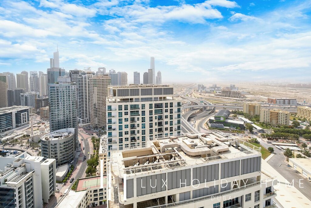 LUX The Ultimate Marina View Suite